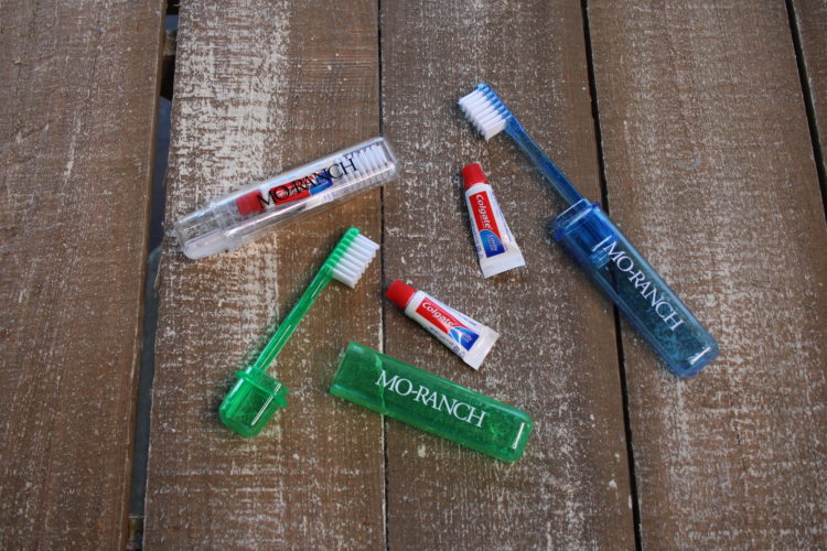 MO TOOTHBRUSH KIT - Image 2
